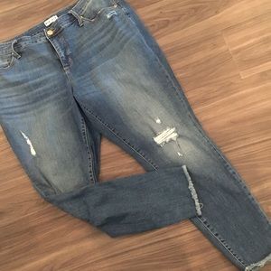 Ava & Viv Distressed Jeans